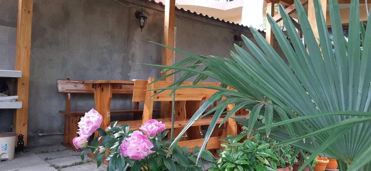 Family House Primorsko Apartment Exterior foto